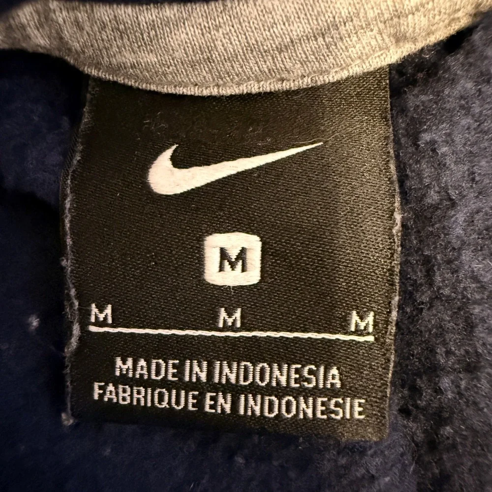 Nike Michigan Hoodie Club Fleece Pullover Boys Navy Blue M NCAA Logo